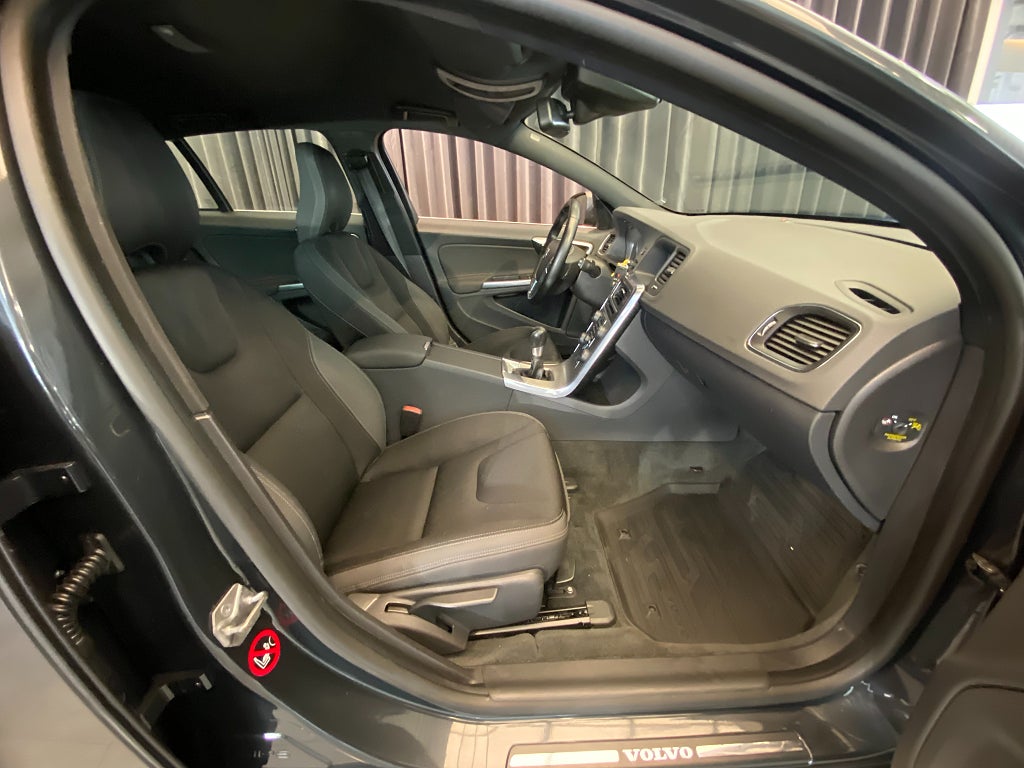 Car Image car-161862-7b09c78e00ef5c09facc0963933b9c95