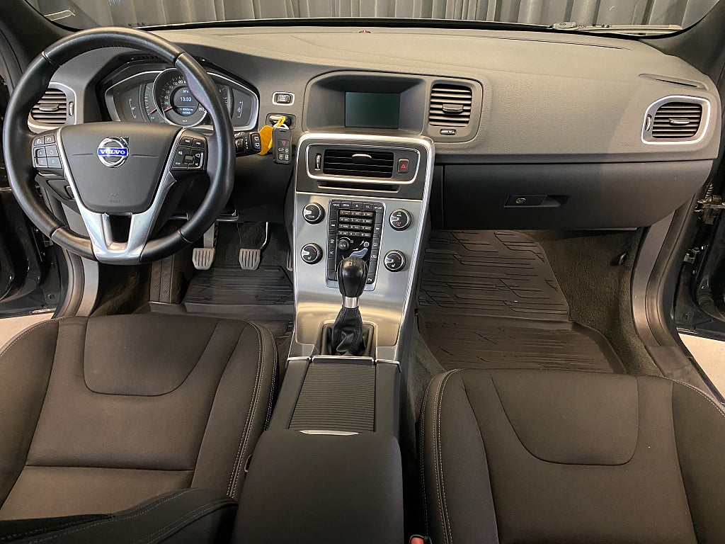 Car Image car-161862-efc34020adbe380caff03dcf015364ab