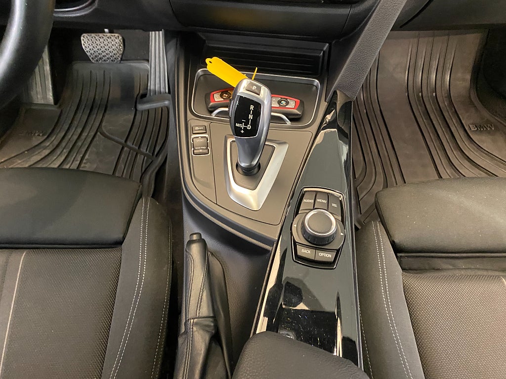 Car Image car-162347-a3b3fc8fb22903a9dd6ab7f5c5f2fdcd
