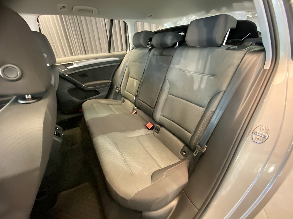 Car Image car-162350-8cd9c61bac1302136916f7c79f569c7f