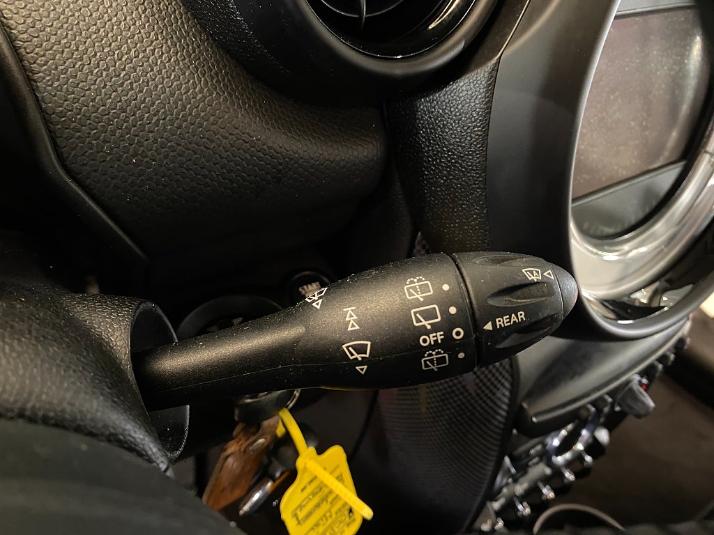 Car Image car-162763-2e14335f78b8a92a7e5500a6b6d66a3d