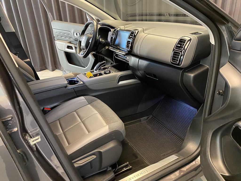 Car Image car-162837-c3aa64822c90f50dd0733c045fe7d364