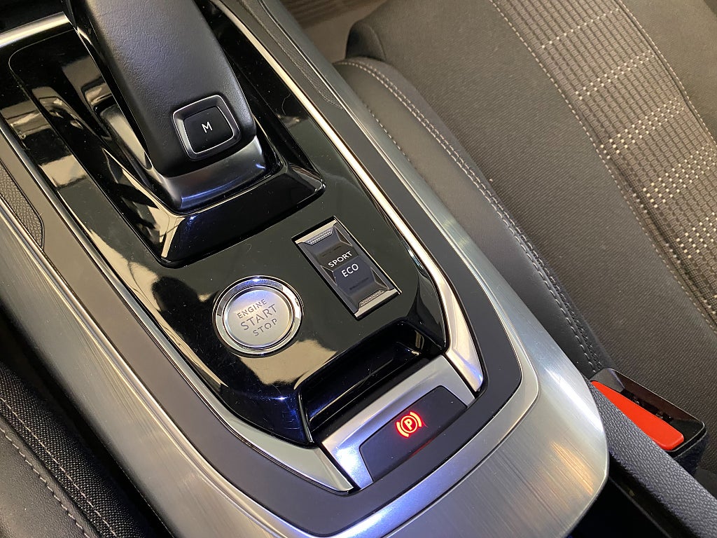 Car Image car-162843-6e3972cc951e9fec22130be311a95875