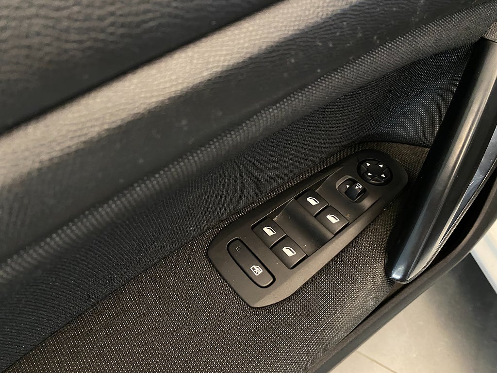 Car Image car-162843-7f477b4400edd9817df65c2ef4362ebd