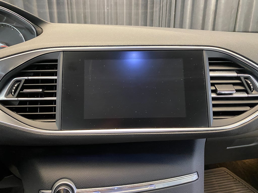Car Image car-162843-93aa3b20800c1d9f4e1dc5a4d6485978
