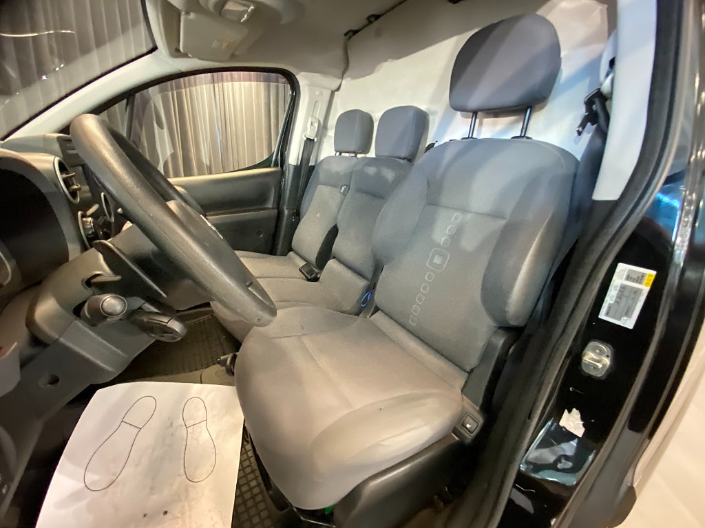 Car Image car-163274-bd7c8ee4d7142ddb4db596abca75c243