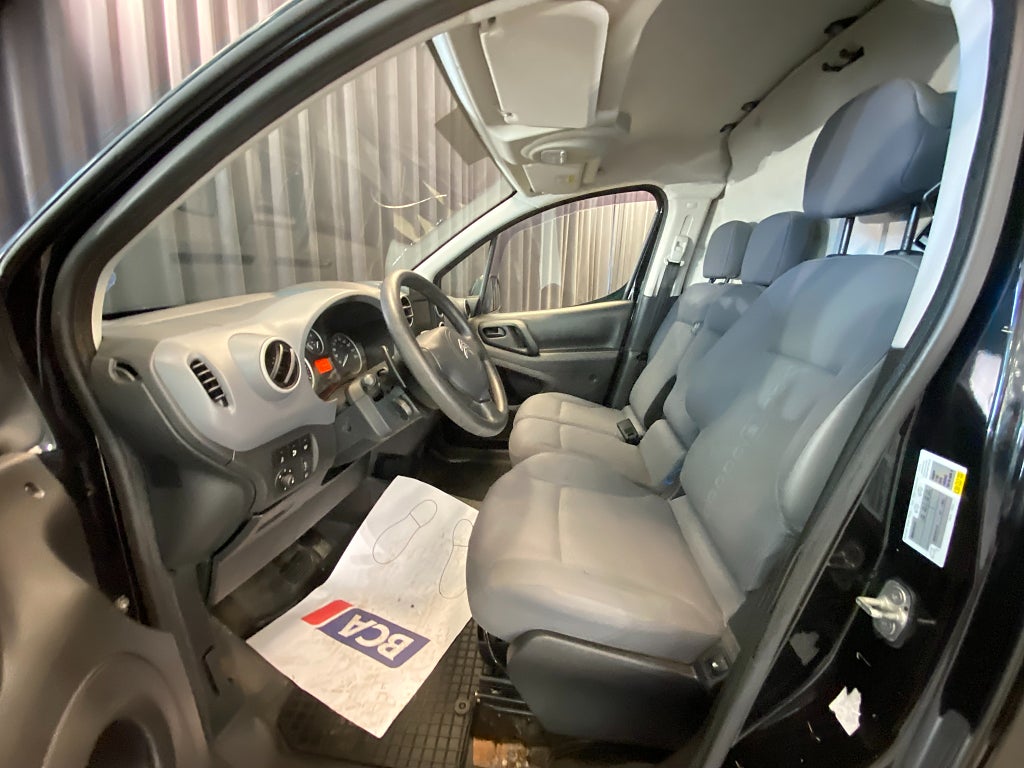 Car Image car-163274-dc7e8283cd8bdd19dd440284e7d2e1c9