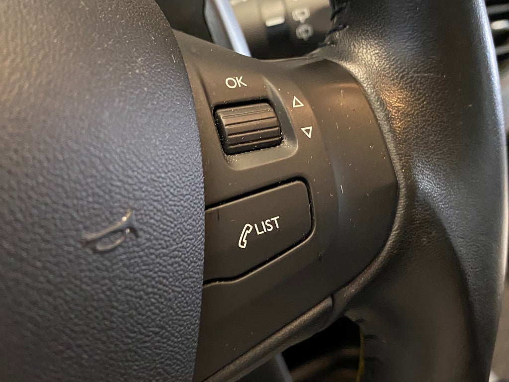 Car Image car-164002-7517b5f1fd8bc583d3bcea0eaf4240b0