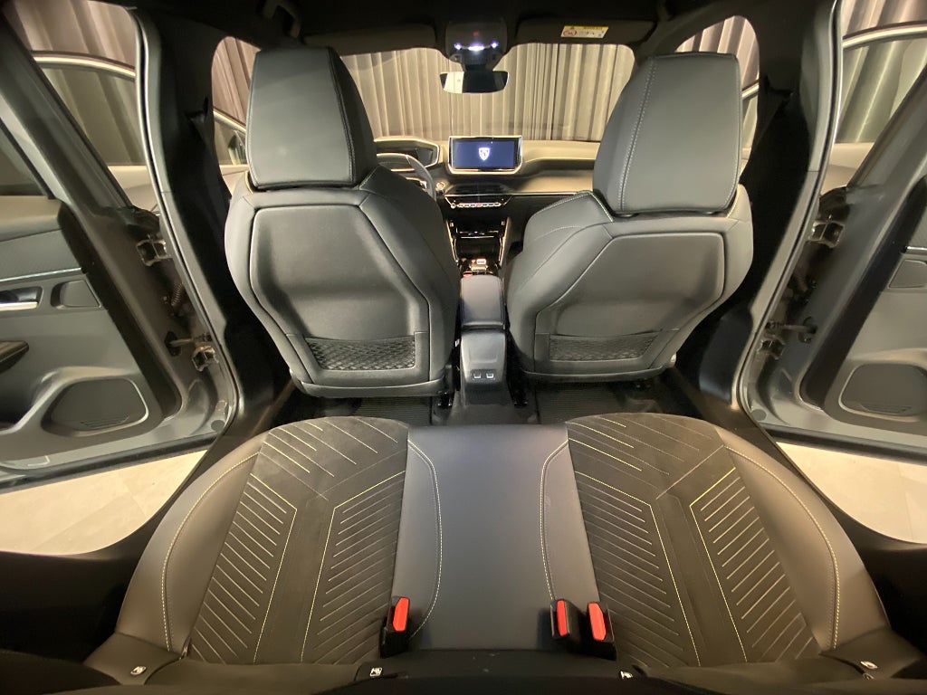 Car Image car-164067-8322c7e554ae6d4e20642802b441d4d3