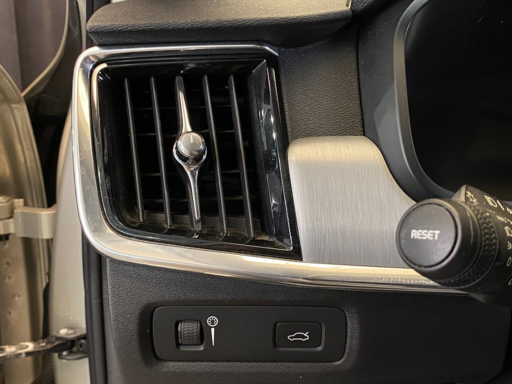 Car Image car-164148-884ad6439baf9bff10a1edf6ef03aadc