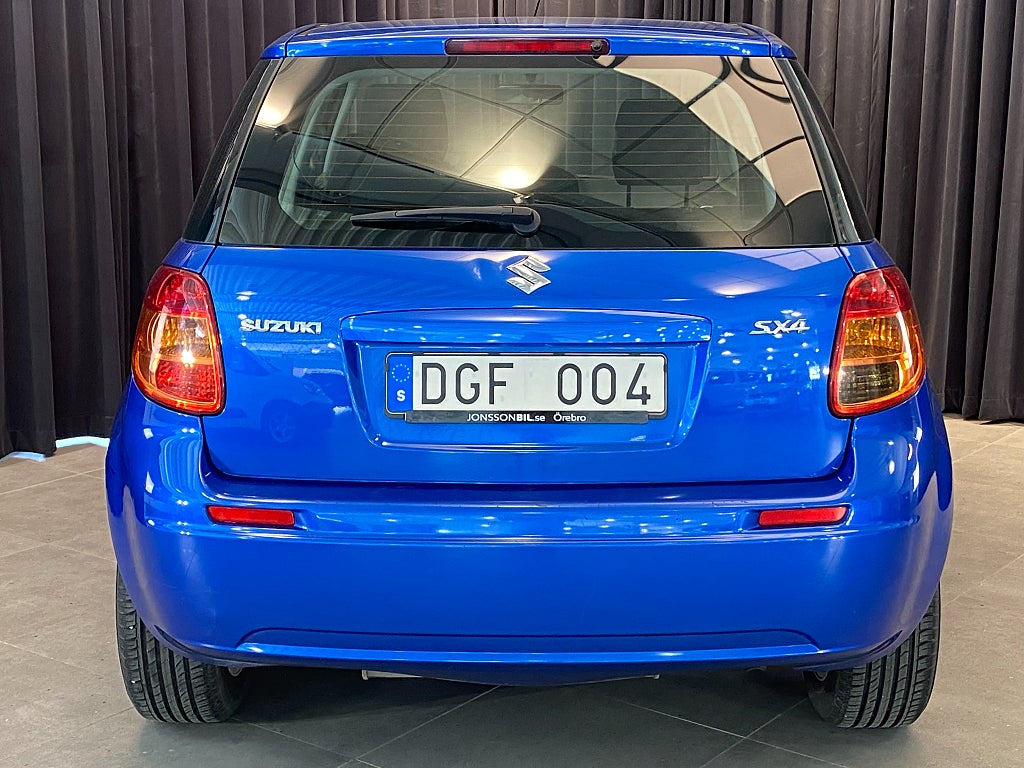 Car Image car-164218-06864d0555c6b60aeb5d94465526b322
