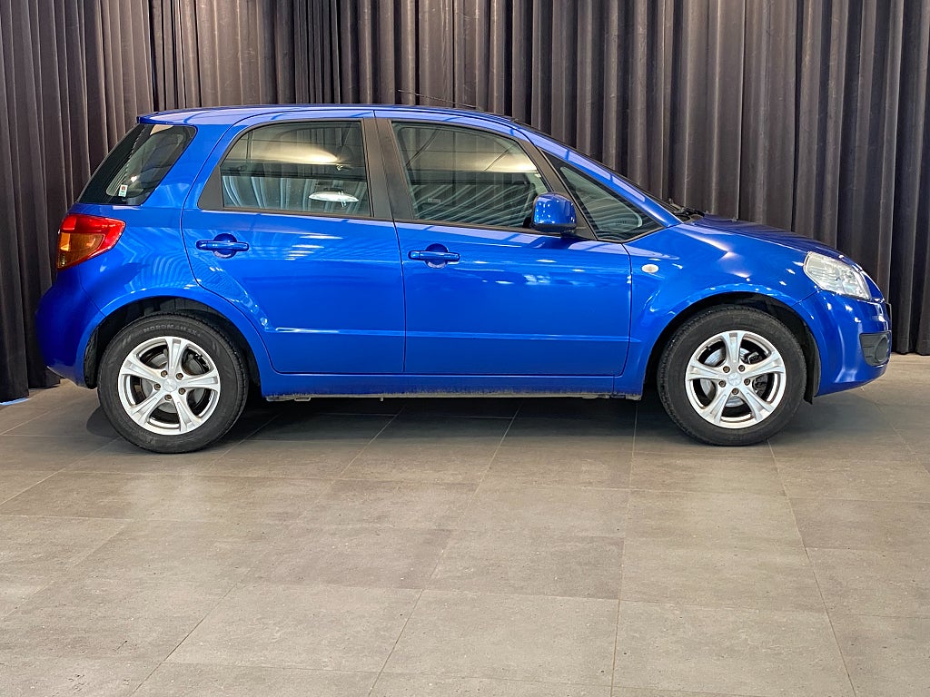 Car Image car-164218-40aaffcf44efcc405073e6b39fe9ae33