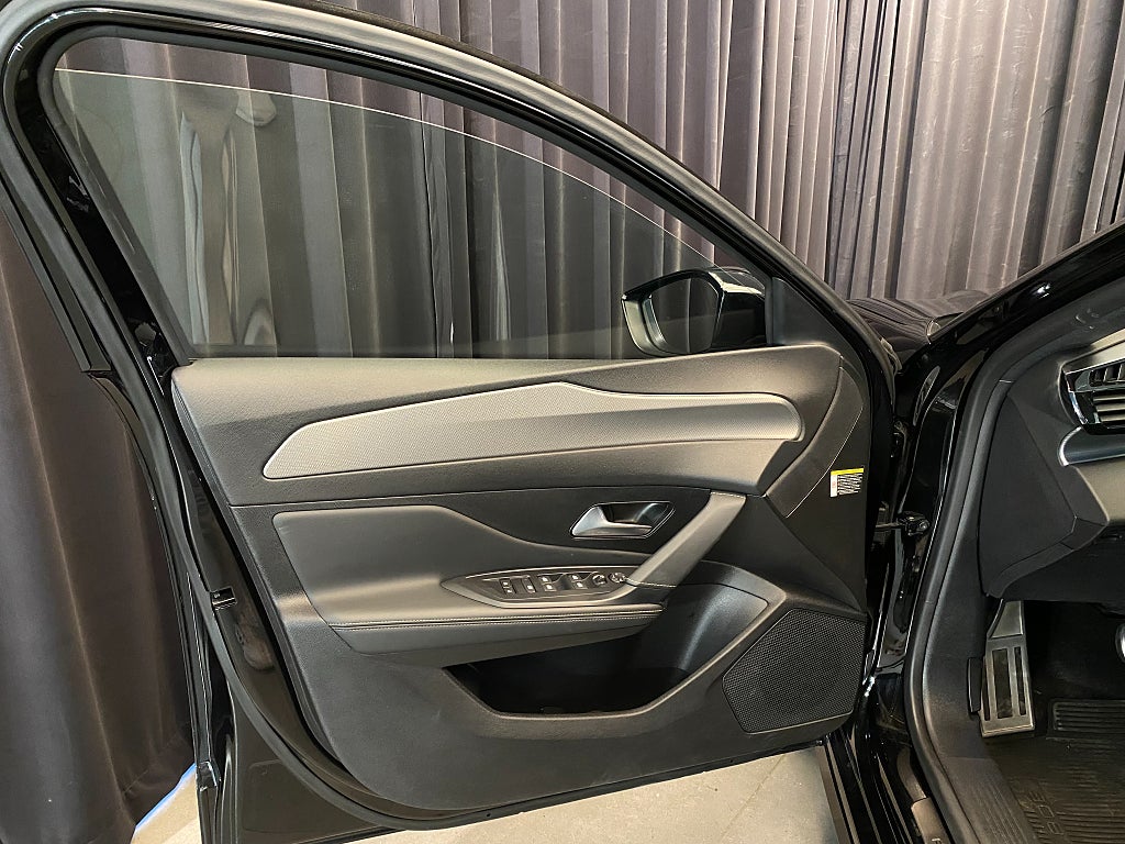 Car Image car-164262-d718c07f726b2d22abaedb5f57c5175b