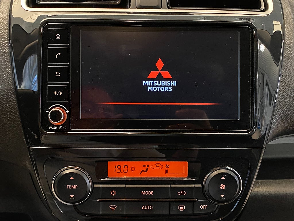 Car Image car-164389-ba08f90988b85fe44d45251b0b03537e