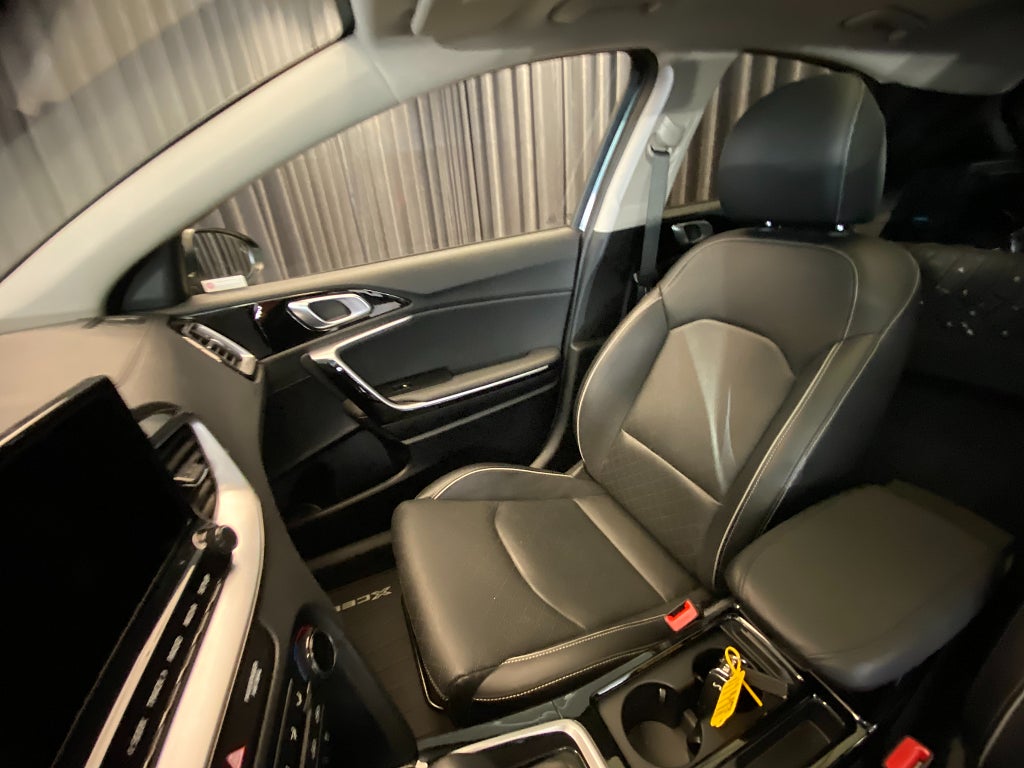 Car Image car-164630-ba95925c003bcf8ea76d4f6c9f0cd4fc
