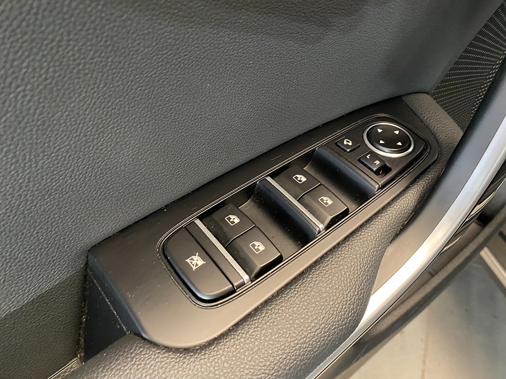 Car Image car-164630-ce347af9d964deef2280a4cfc5e82932