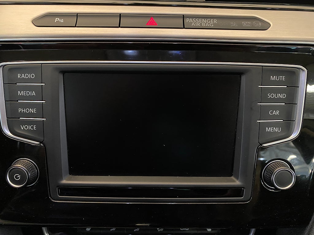 Car Image car-164899-051f9ccb7182a7f7f29d585def27d93d