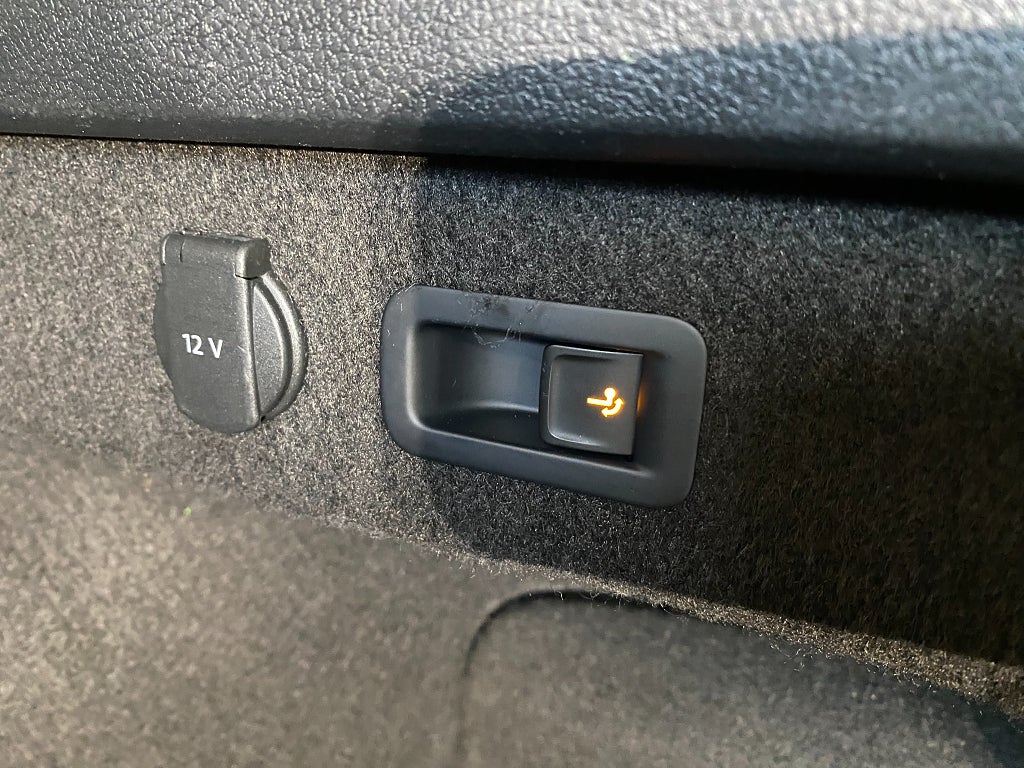 Car Image car-164899-524df8f2f491f509c4c82f352f9e3fc3