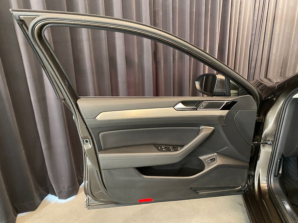 Car Image car-164899-531f014a4fbae4cf36f1b2049ee46515