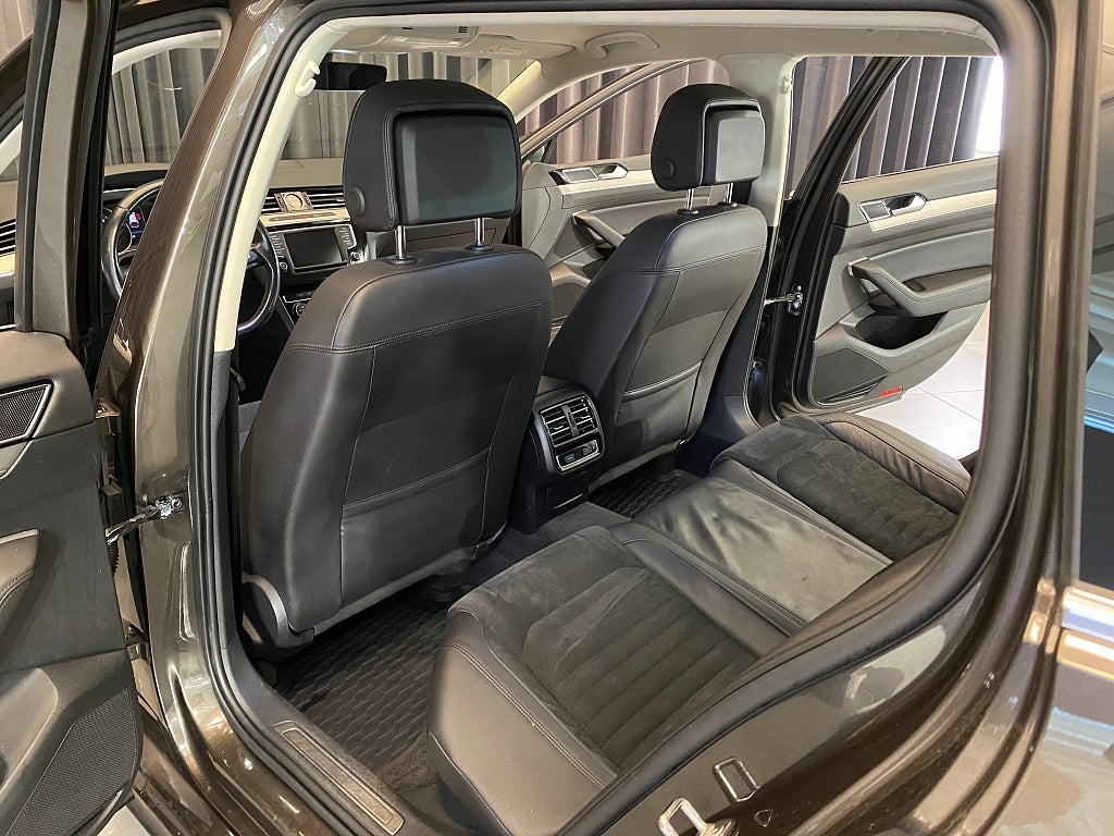 Car Image car-164899-bd35b3cc22f84464a6a63ff543fa837c