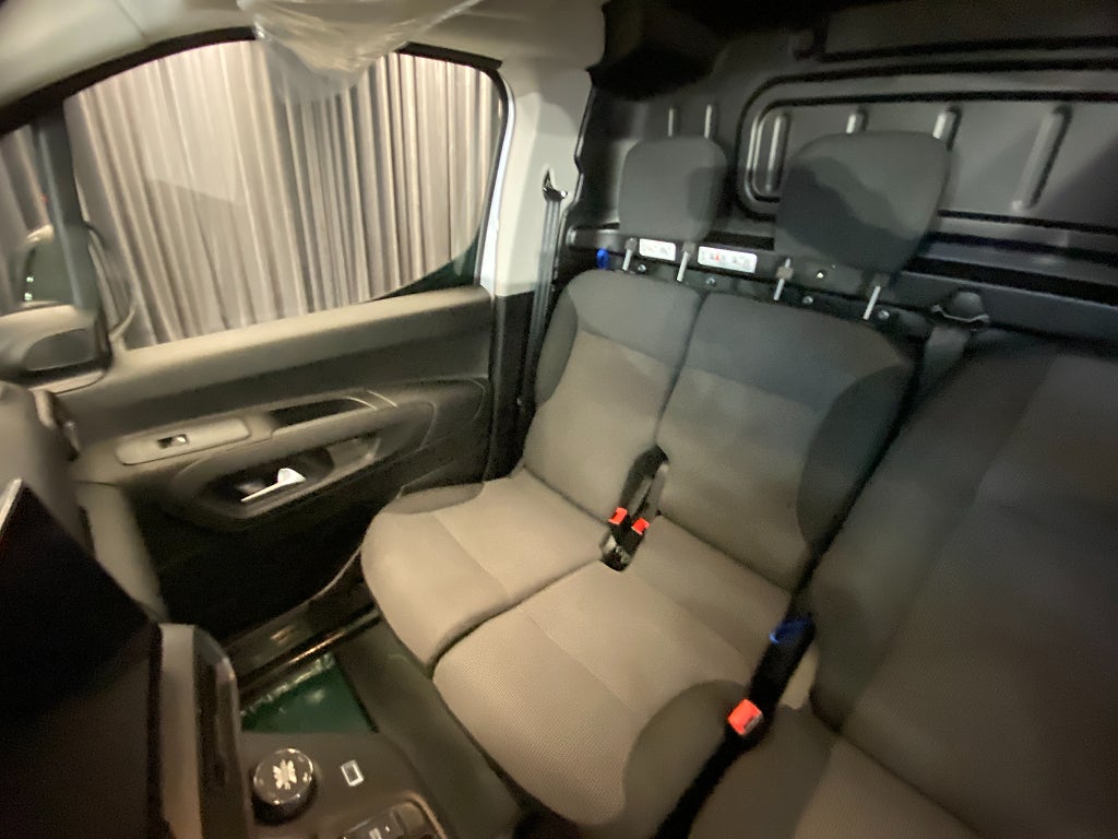 Car Image car-165418-1d052e31fd855861b4a2b411294ac400