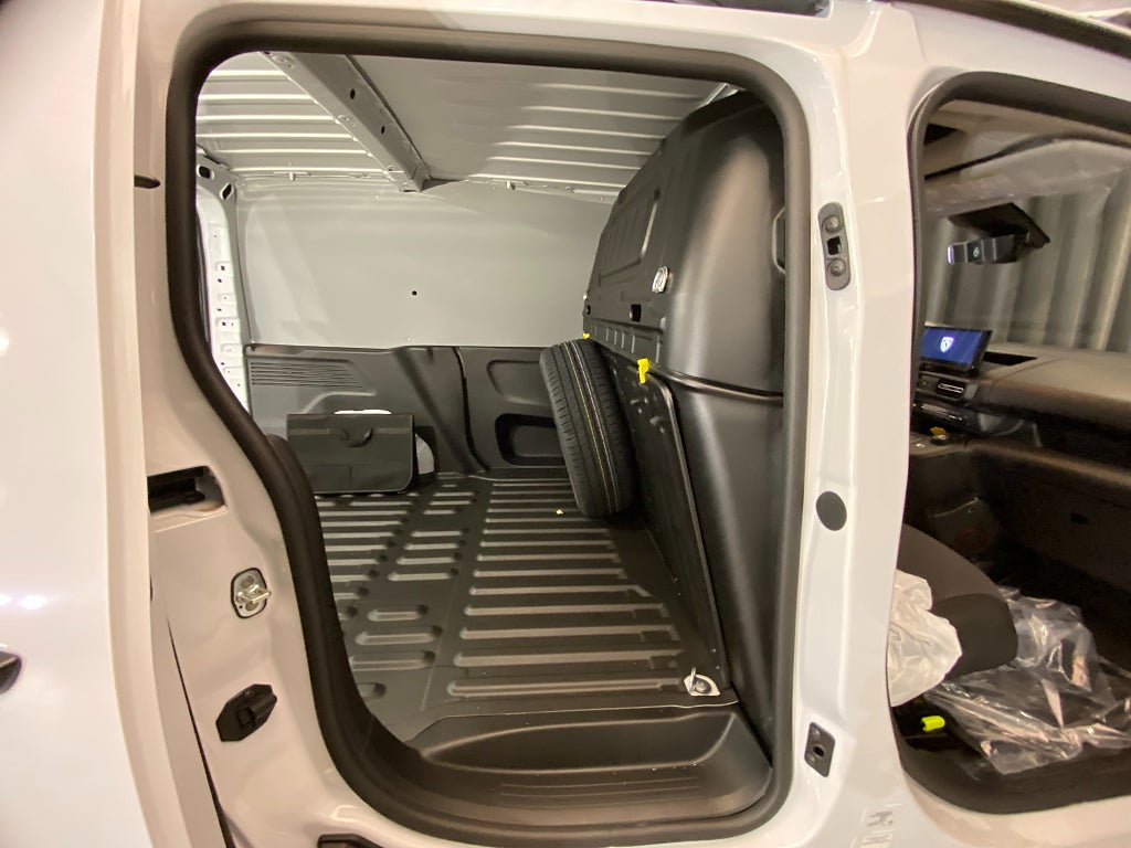 Car Image car-165418-65ebfd3ef07773e87e2556235f9a308c