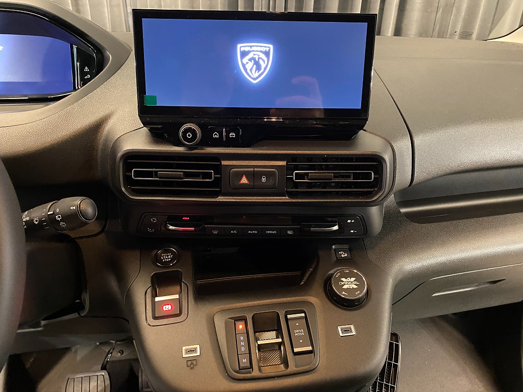 Car Image car-165418-82216b7285475db4c0ddd72c50c1eee2
