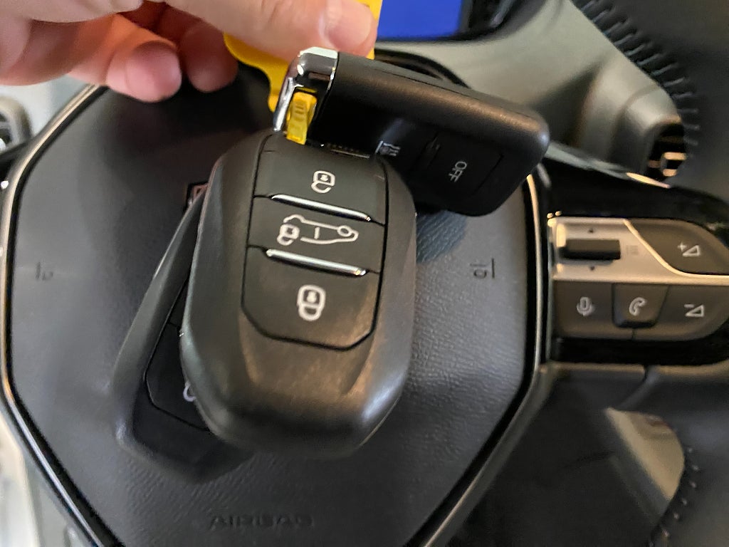 Car Image car-165418-83aab602eb9b33e803a5fe1f8373d201