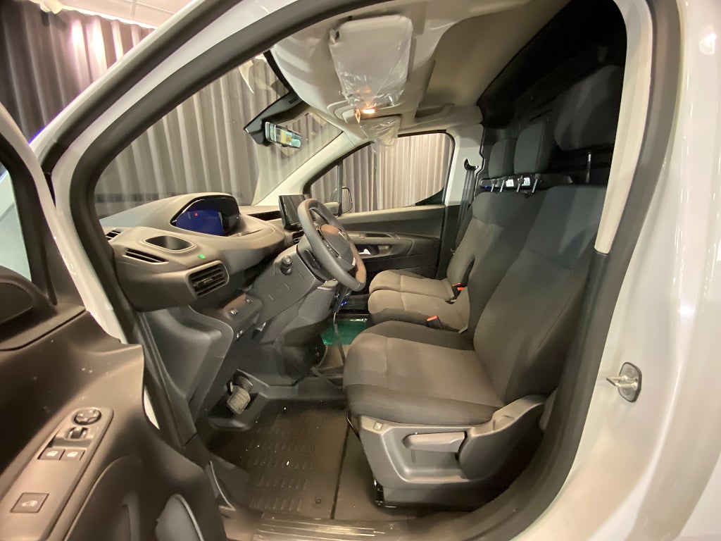 Car Image car-165418-98b6901c671737998b78ebdd2cb74329