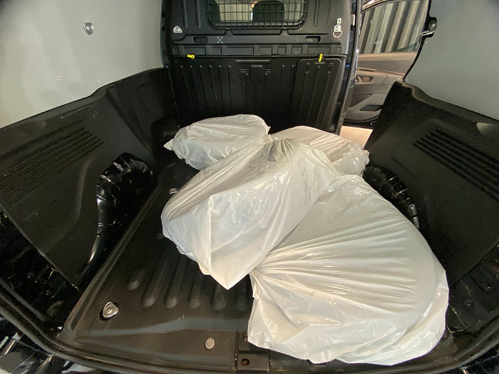Car Image car-165561-4ea48e0ac72d9c2d658b1ee5586da20b