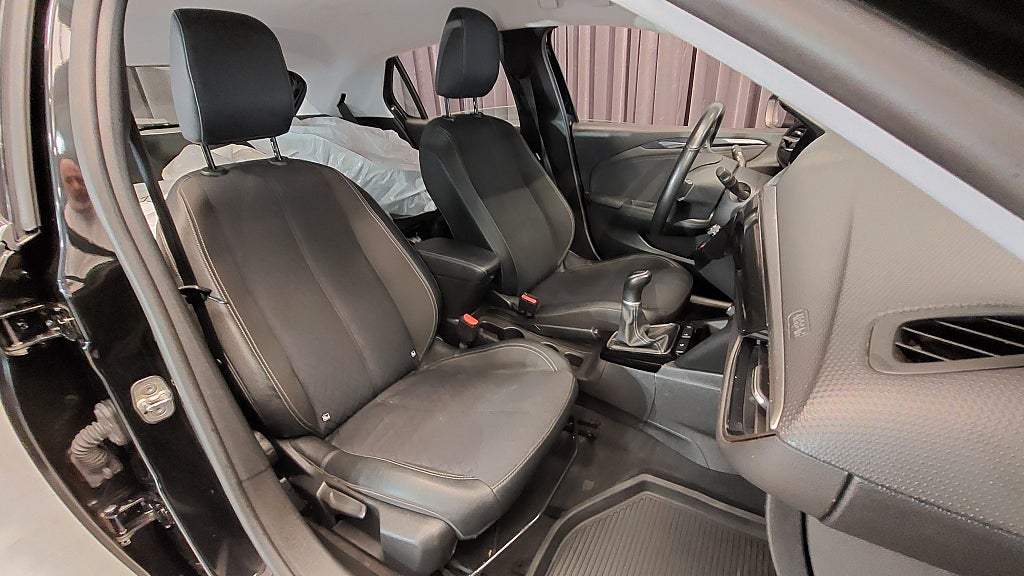 Car Image car-165623-c7eb8450334e0e52d7e9b72337371aee