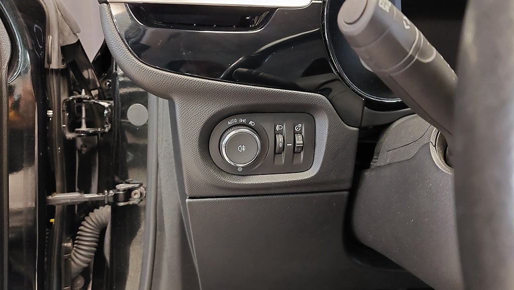 Car Image car-165623-dbeed229b48b7f38f3ff66d2095c8182