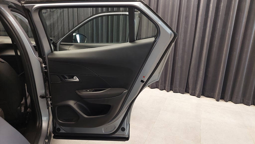 Car Image car-165625-b516c52f6f3f070e895c69a4e54c8d8d