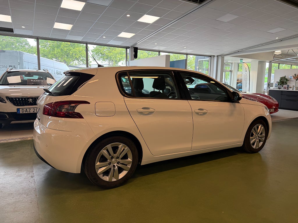 Car Image car-166270-e70f56d39dc20749147bad28c0d84789