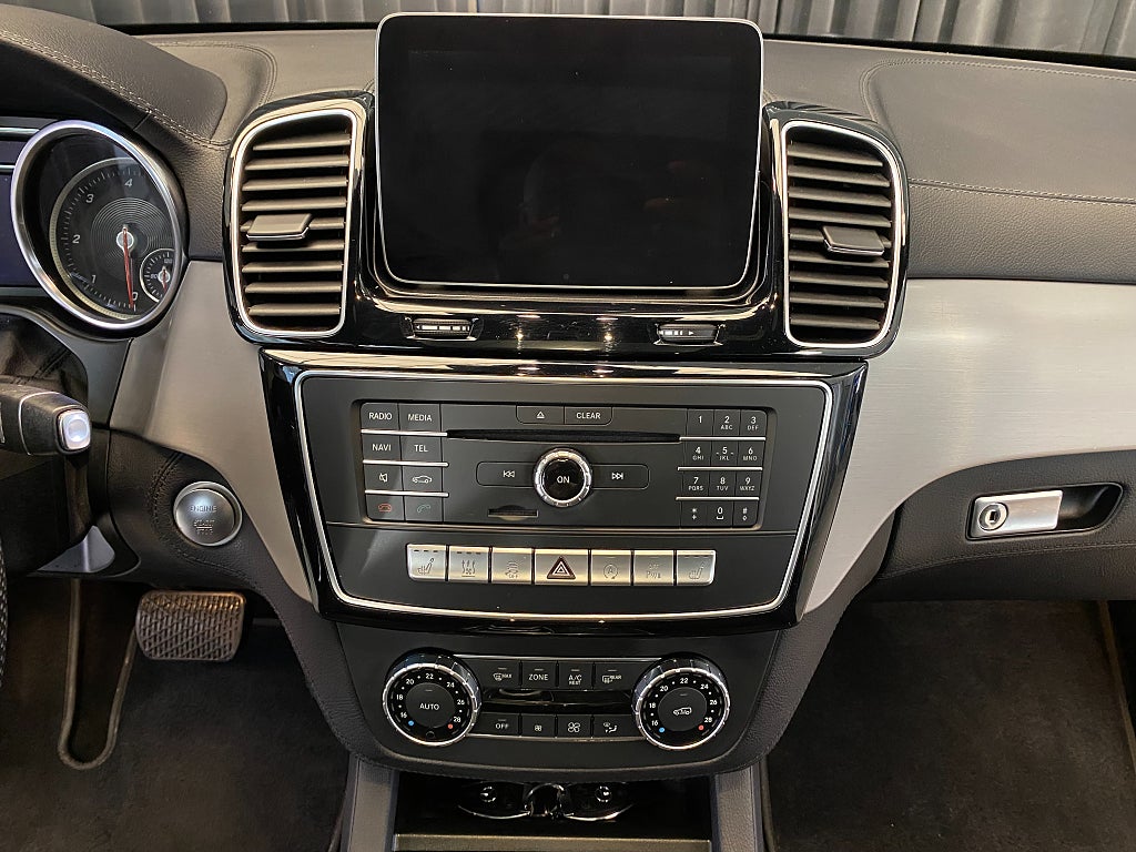 Car Image car-166601-739bae02eae66015670fb5f4a4619809