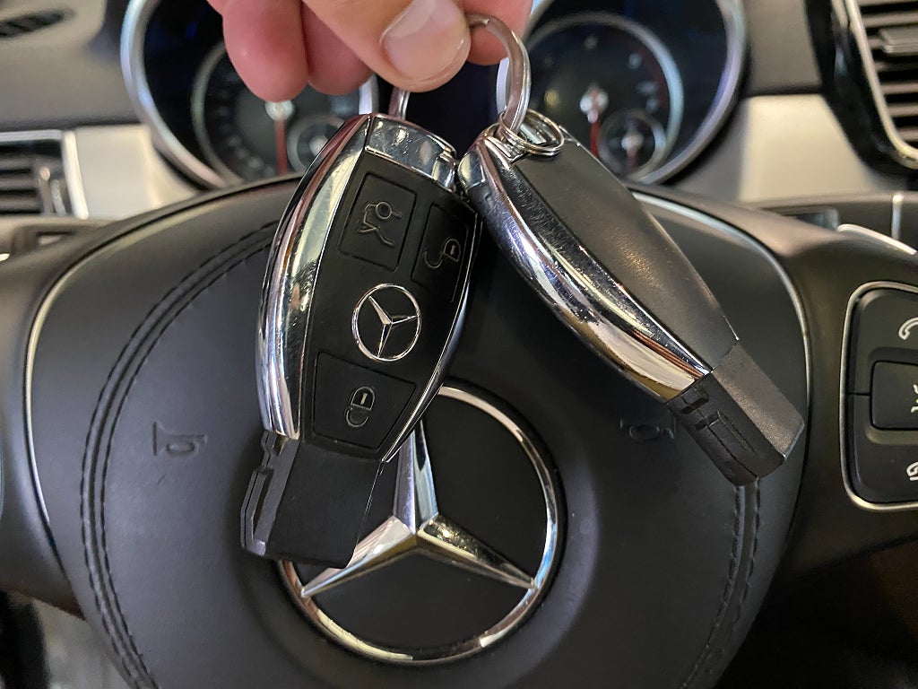Car Image car-166601-834d532f77018a93004d306a52eb4bae