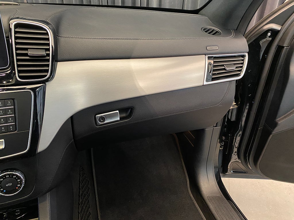 Car Image car-166601-afa5f3683f153e885a2a9b112fdc6963