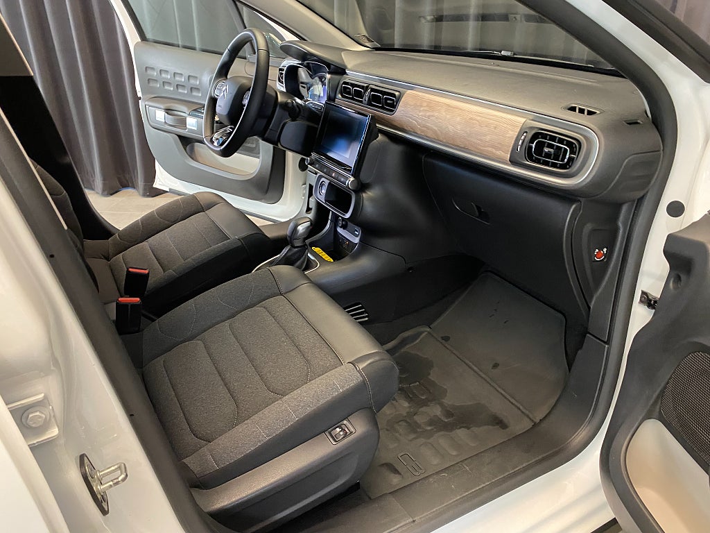Car Image car-166607-024d53797f229a38c3631d7765e60025