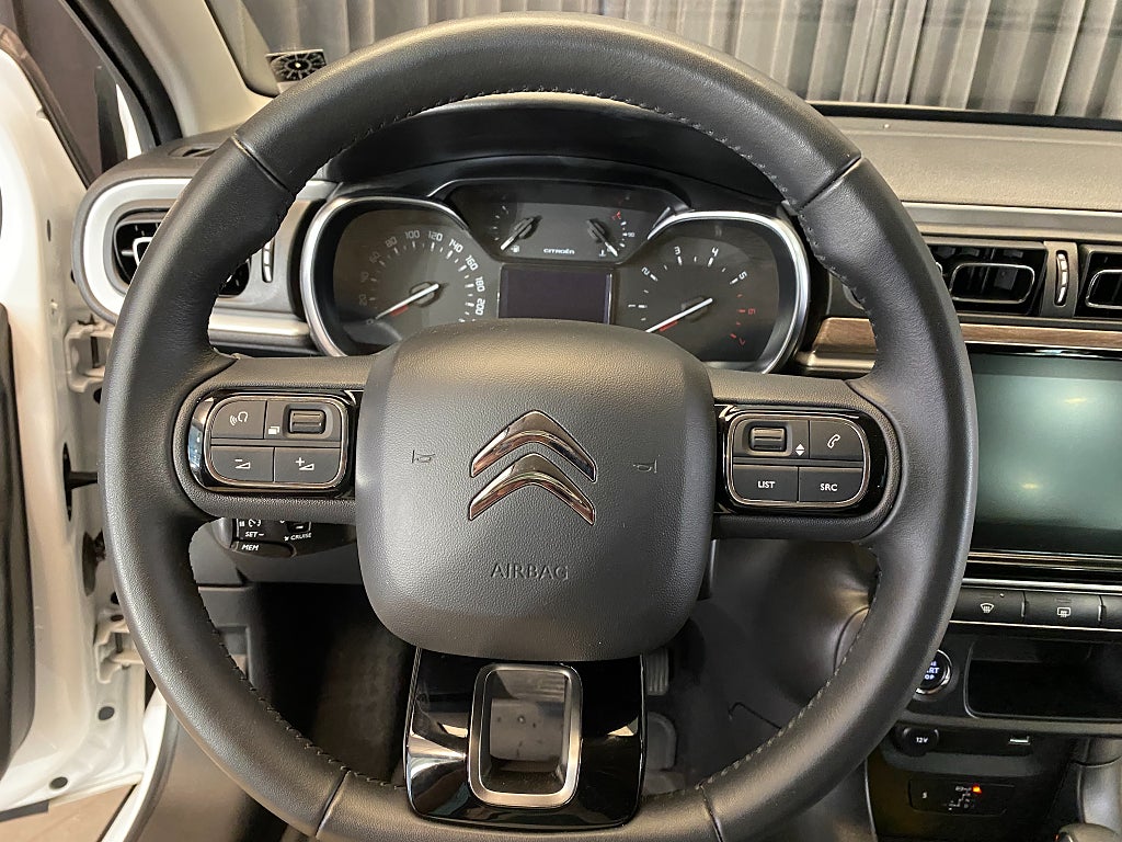 Car Image car-166607-2440b579d16afdf2ede038d76d7f6687