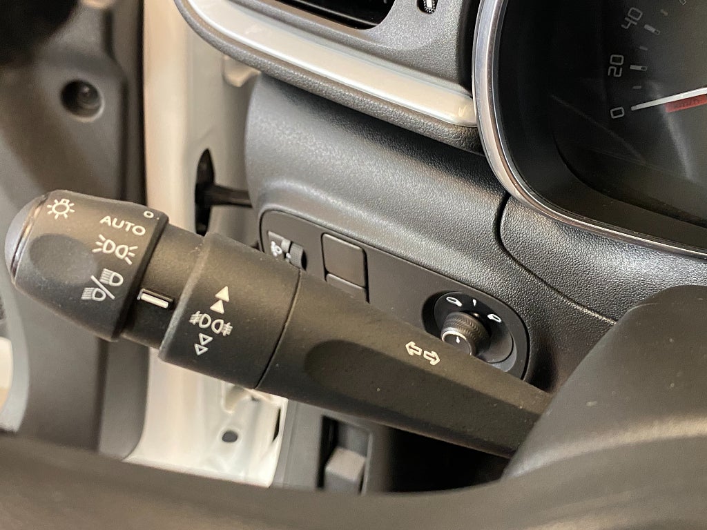 Car Image car-166607-2c0f9883456d8d8a59f350966e6b8941