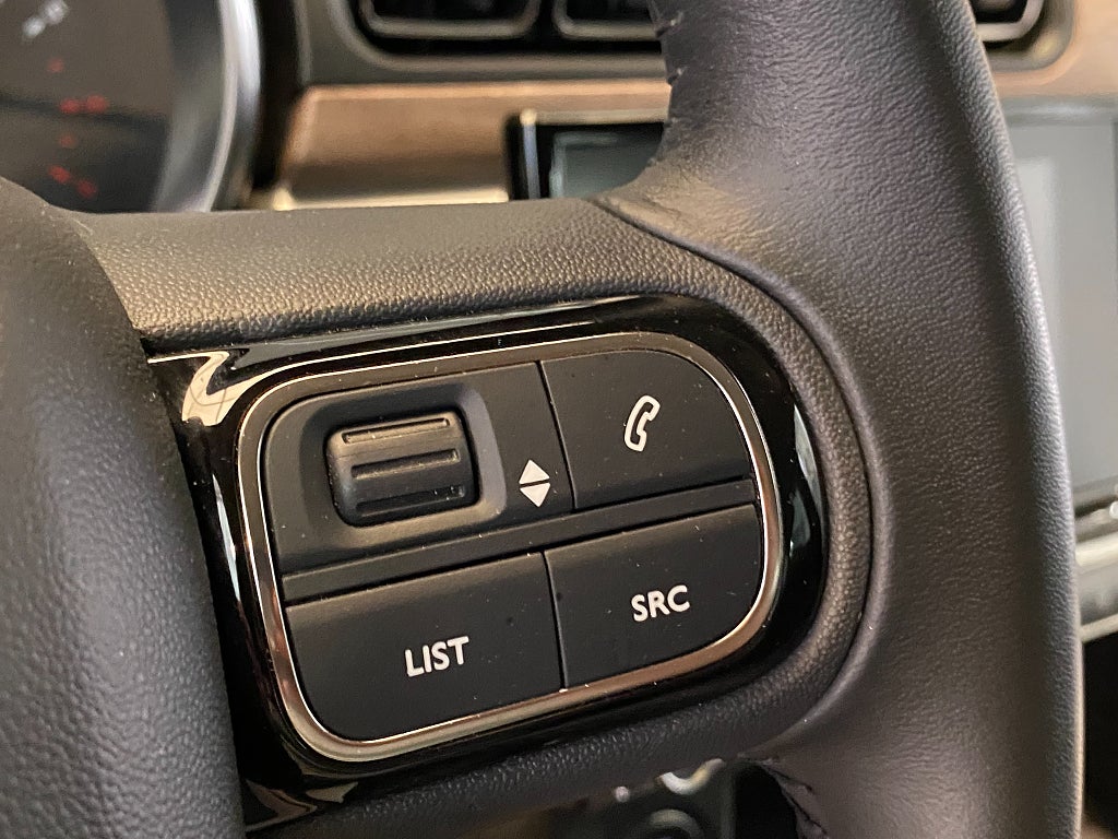 Car Image car-166607-76c5f06526c45ae0c7eba8b3e309c22b