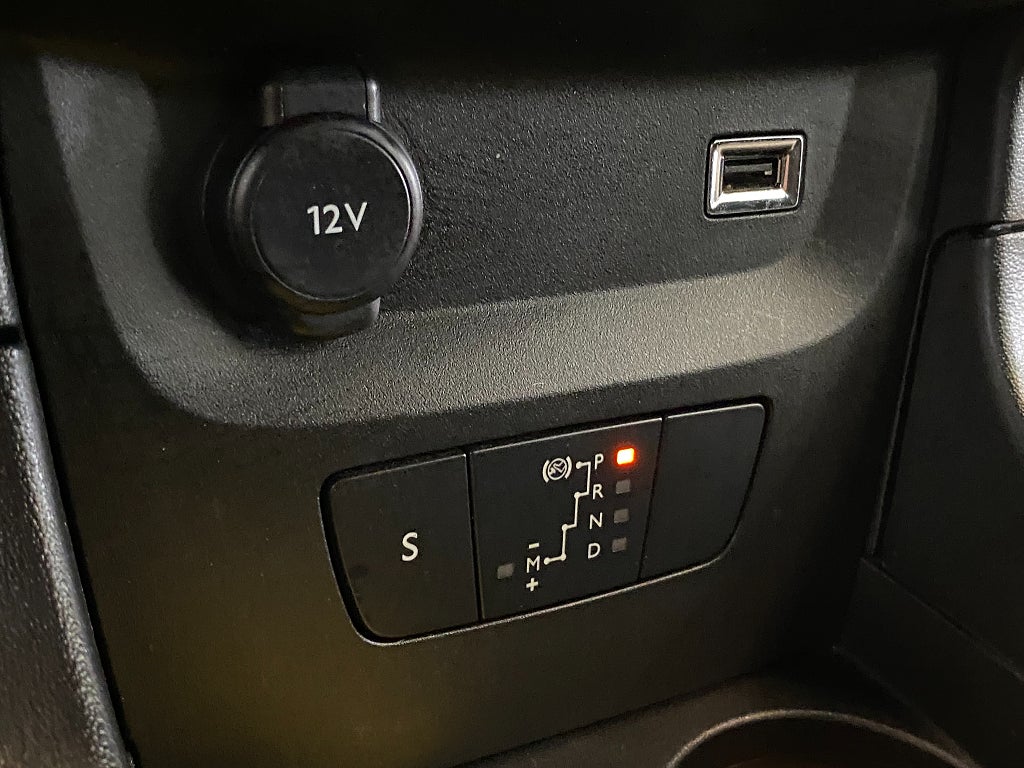 Car Image car-166607-ab7d958721e184761abc51c873f5a441