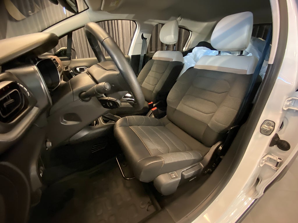 Car Image car-166607-ea9c60ae6eb3d146da14ab9e8262662c