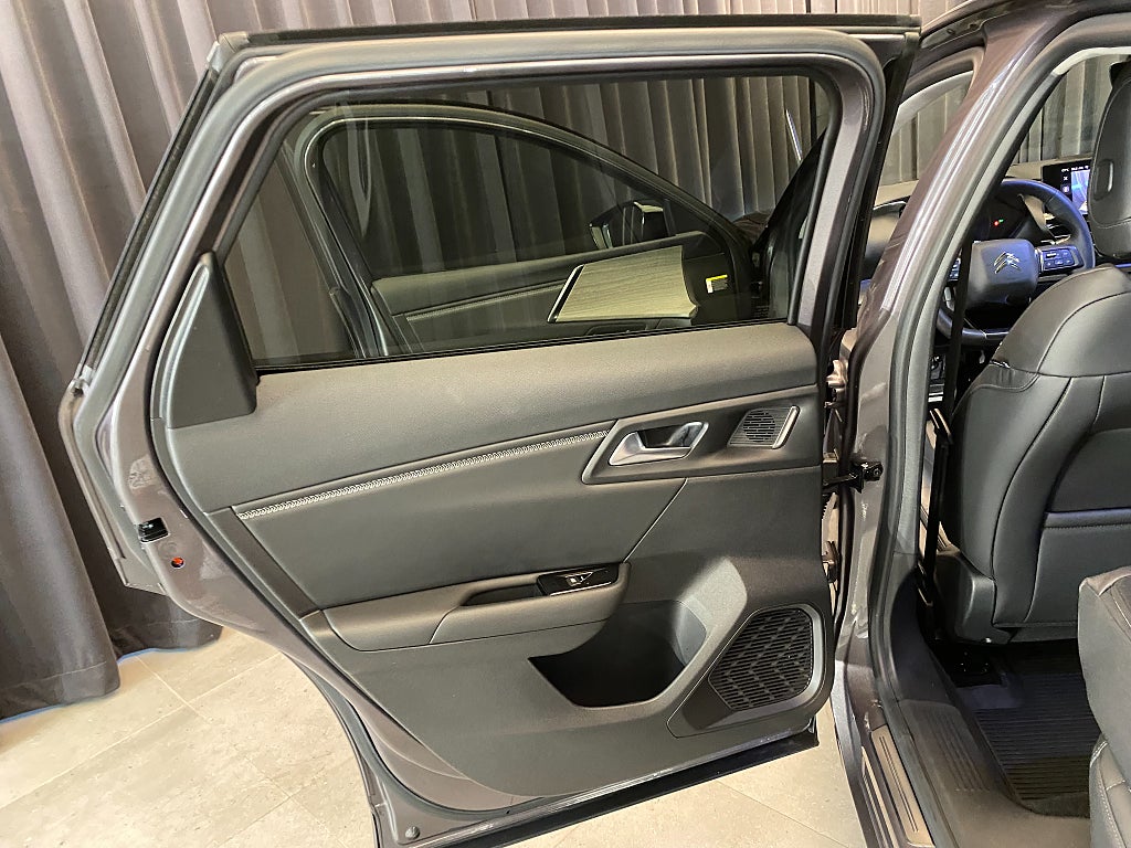 Car Image car-166994-1a3352371062fc18d031a8253ce5ac80