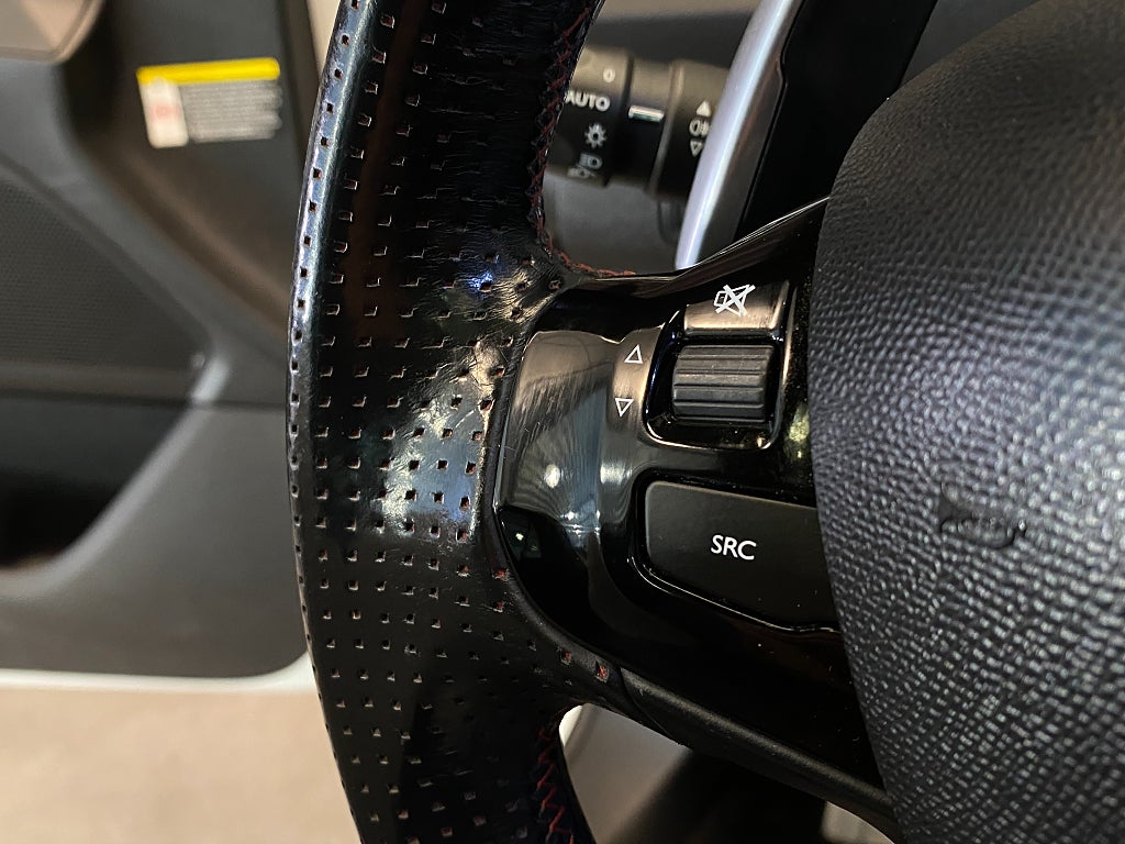 Car Image car-164628-9d33f7fe36868b8838999894d4a69c9a