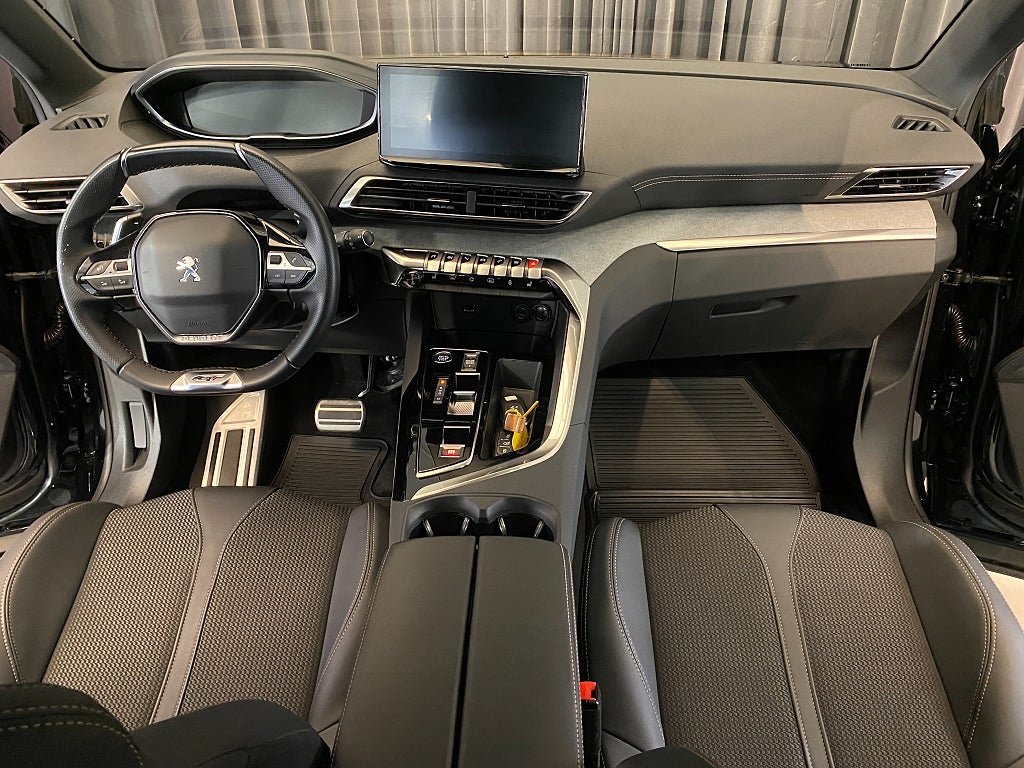 Car Image car-166605-9f0407955793460181d6fefd78a09a30
