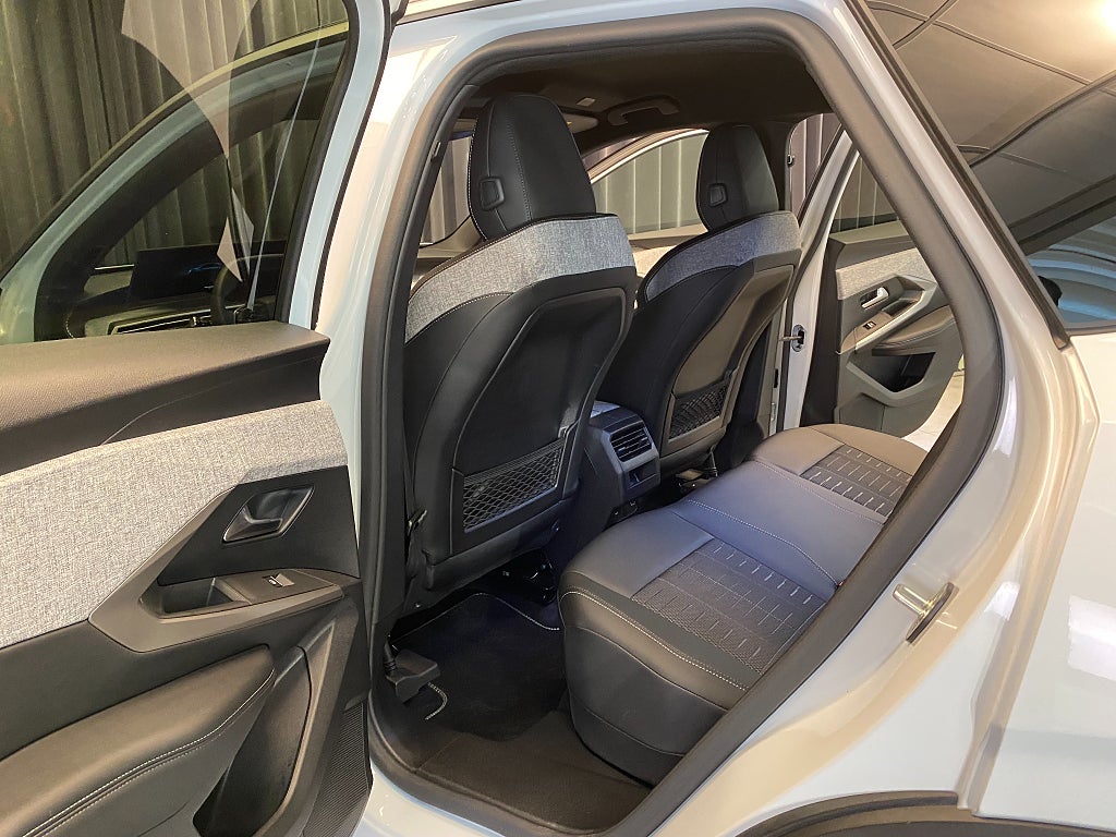 Car Image car-167425-1d4a0e6567ecfd5f400e5abf9e627ff9