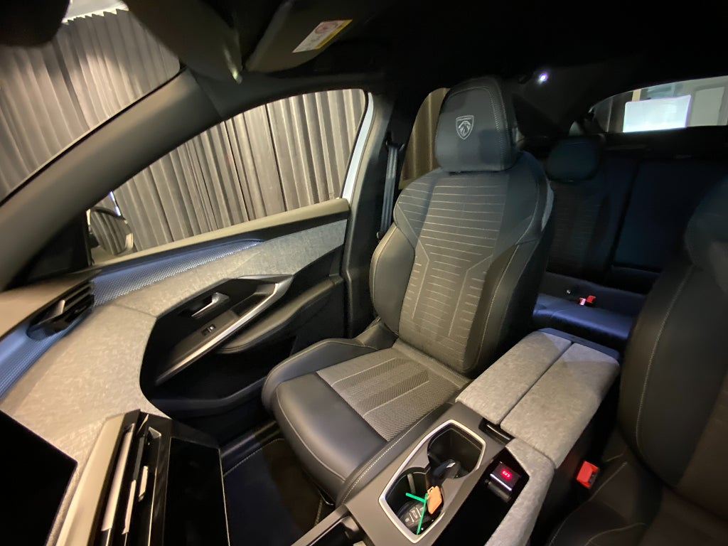 Car Image car-167425-9b4eb207080e3cc69084e1d2f534e354