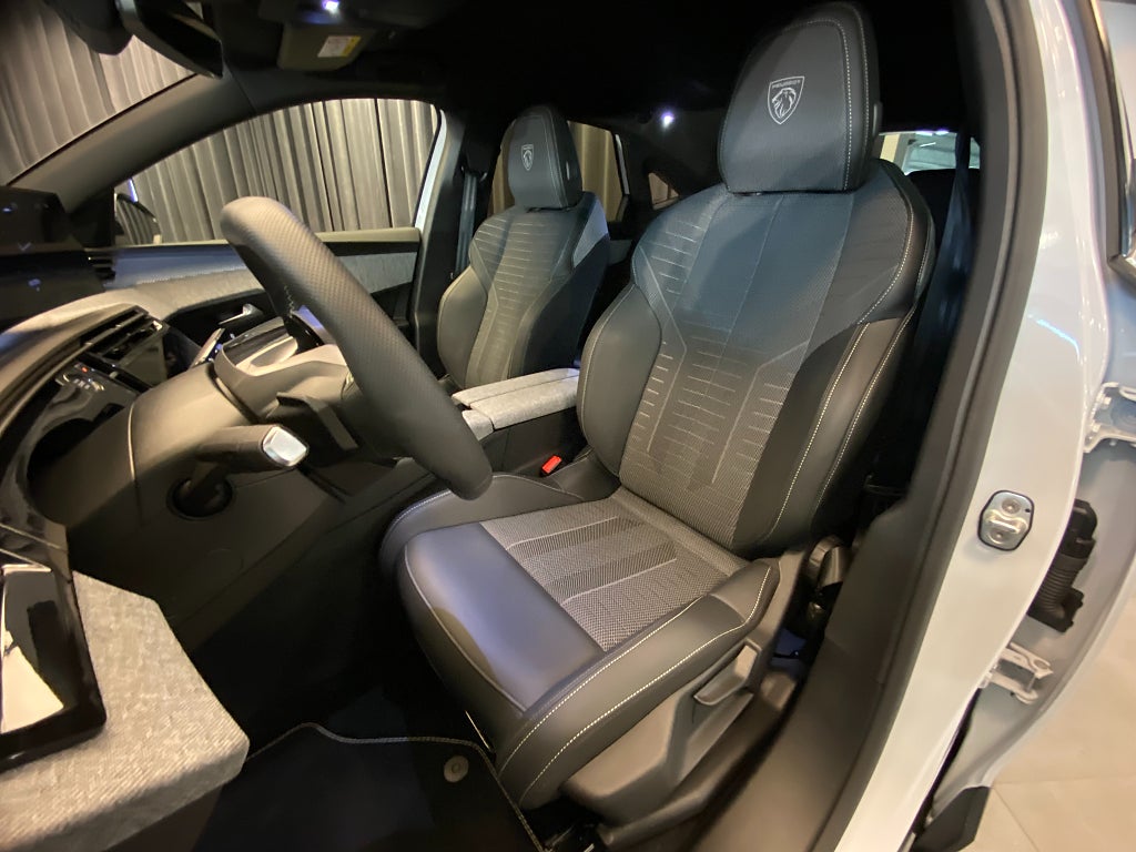 Car Image car-167425-9e506bd3828d253ce3fc6e5c14e40d88