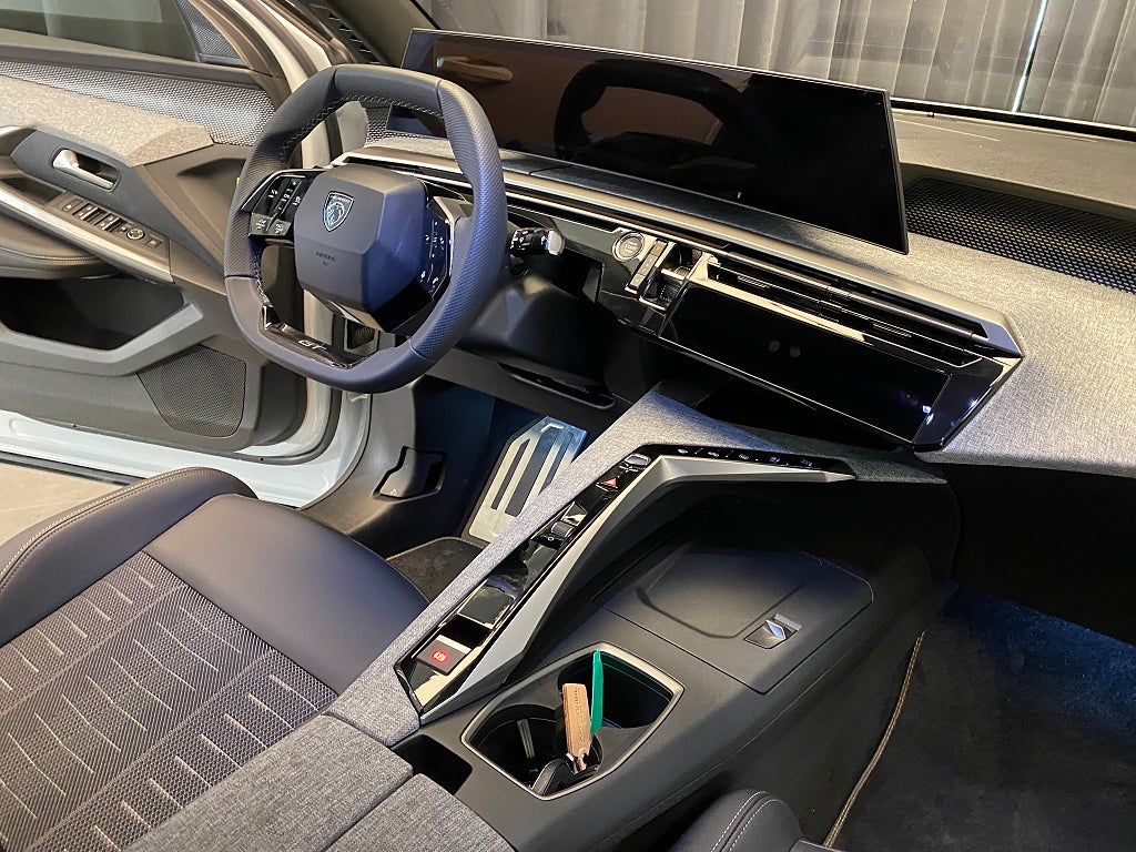 Car Image car-167425-c2c229efe306ff1fade4c0526660402d